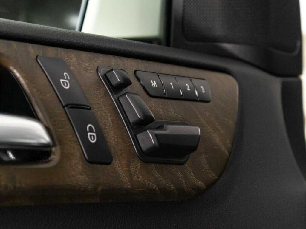 Mercedes-Benz GL-Класс с пробегом — 2015 год. Фото: #23