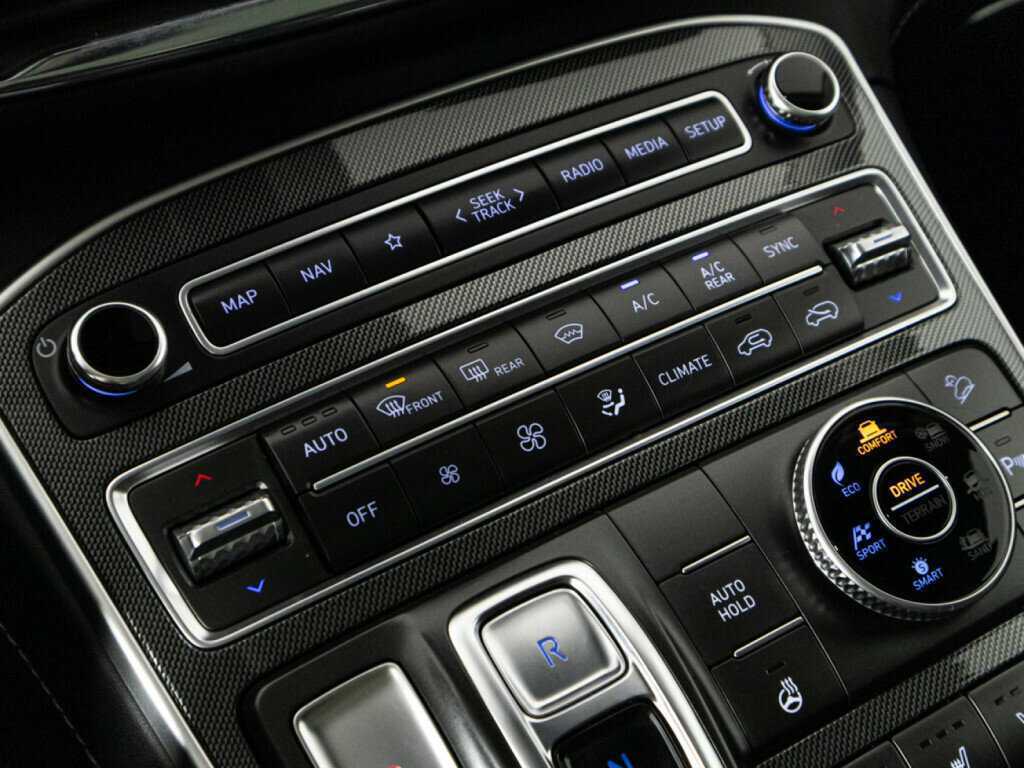 Hyundai Santa Fe с пробегом — 2021 год. Фото: #20