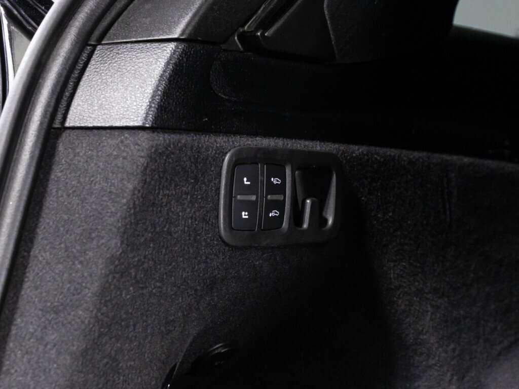 Audi SQ7 с пробегом — 2018 год. Фото: #16