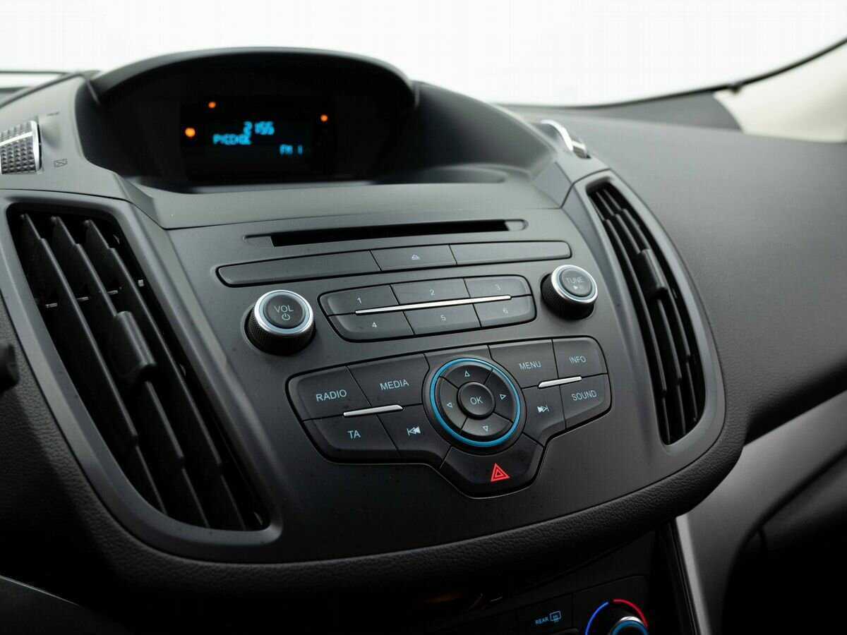 Ford Kuga с пробегом — 2017 год. Фото: #22