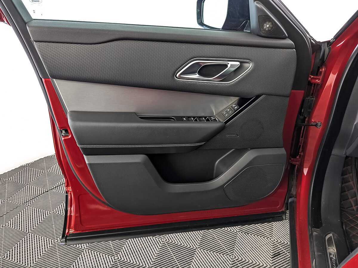 Land Rover Range Rover Velar с пробегом — 2019 год. Фото: #18