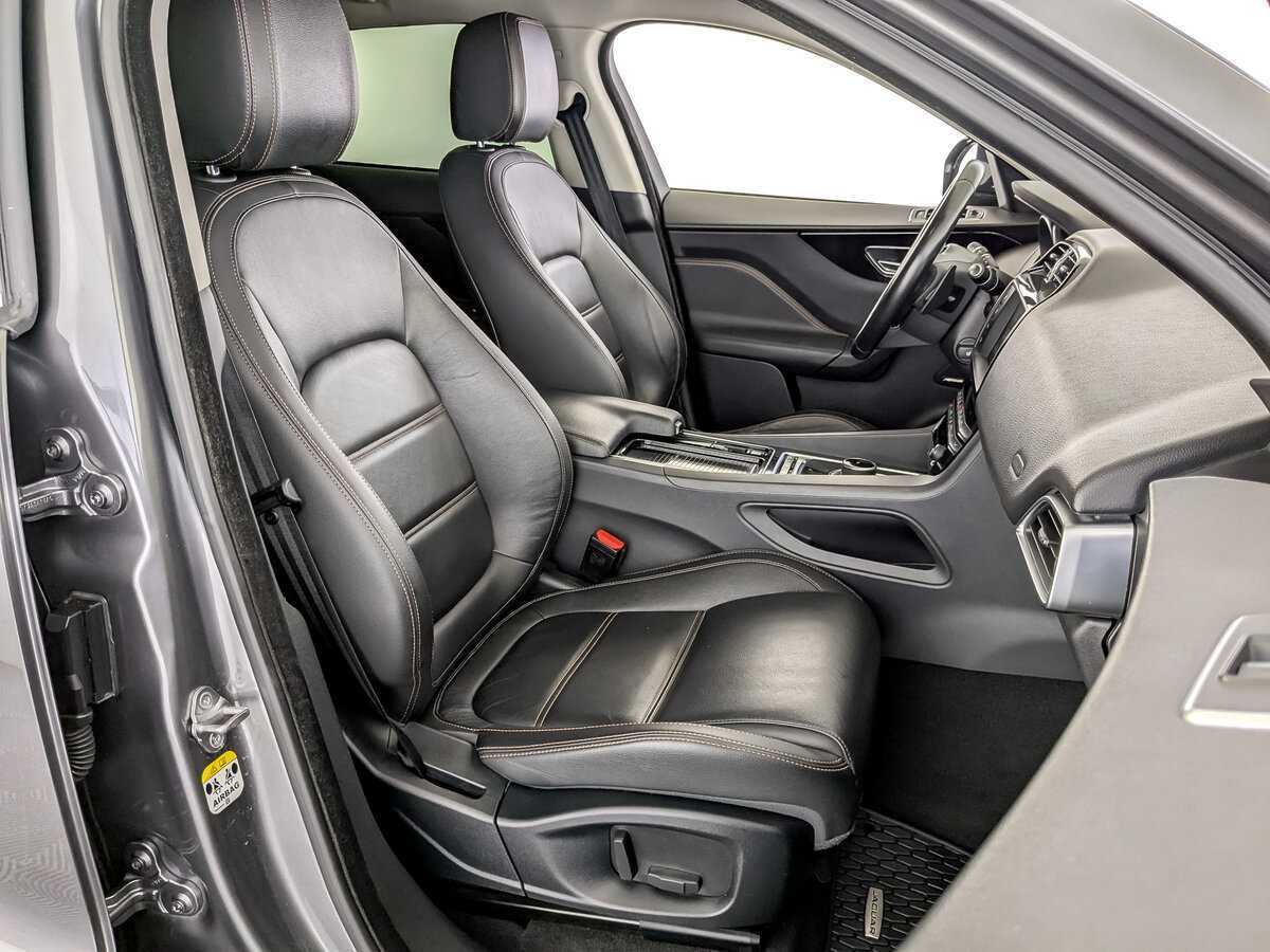 Jaguar F-Pace с пробегом — 2016 год. Фото: #21