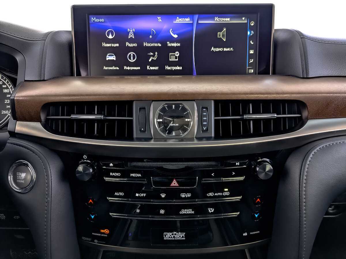 Lexus LX с пробегом — 2016 год. Фото: #16