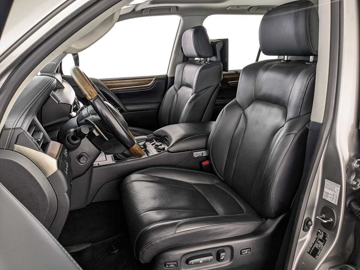 Lexus LX с пробегом — 2016 год. Фото: #19