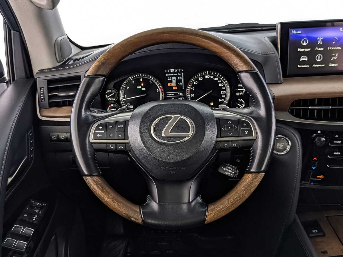 Lexus LX с пробегом — 2016 год. Фото: #21