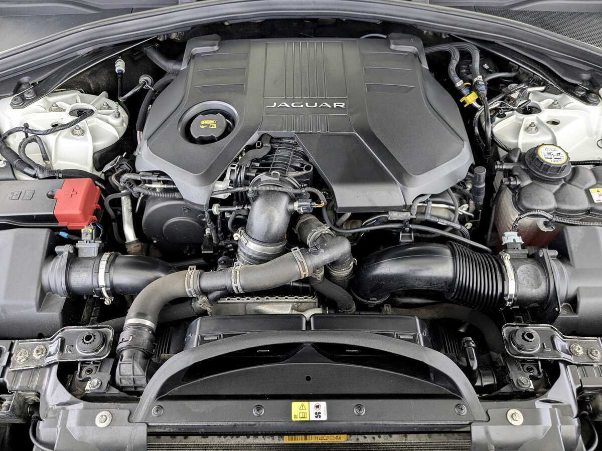 Jaguar F-Pace с пробегом — 2016 год. Фото: #8