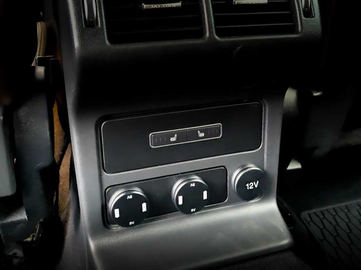 Jaguar F-Pace с пробегом — 2016 год. Фото: #28