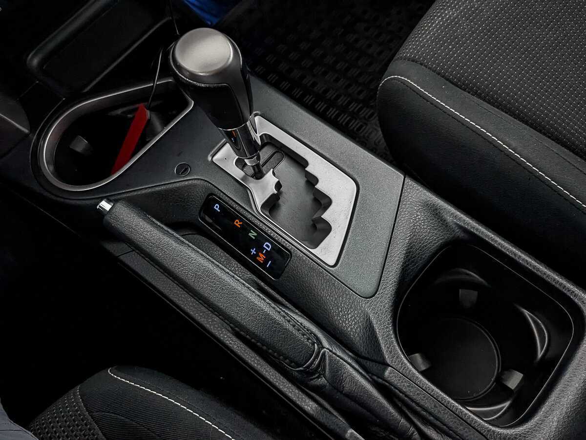 Toyota RAV4 с пробегом — 2017 год. Фото: #23