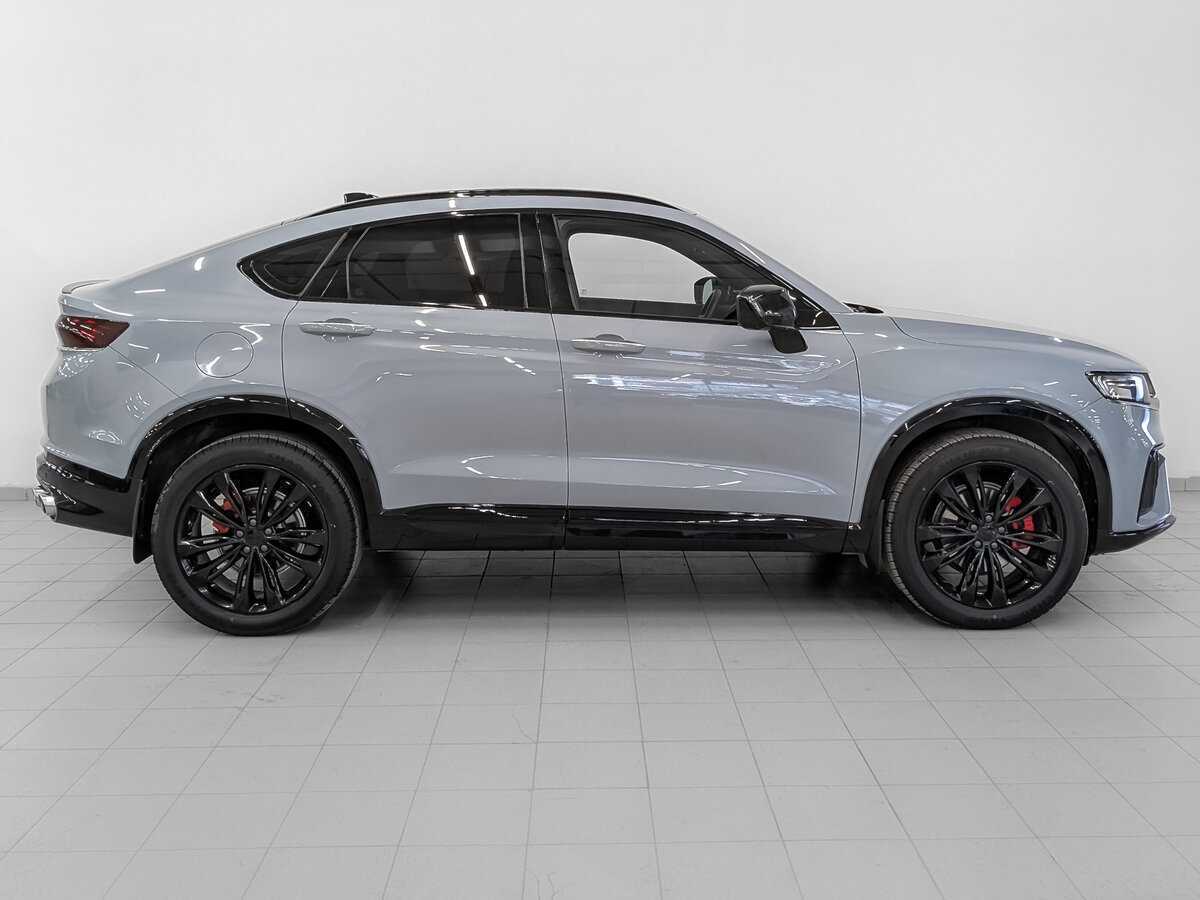 Geely Tugella с пробегом — 2023 год. Фото: #3