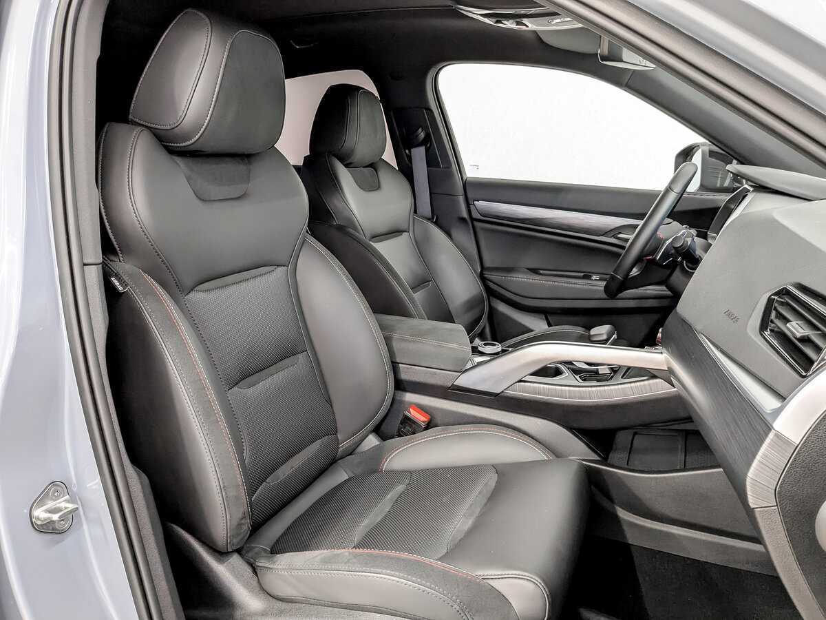 Geely Tugella с пробегом — 2023 год. Фото: #23