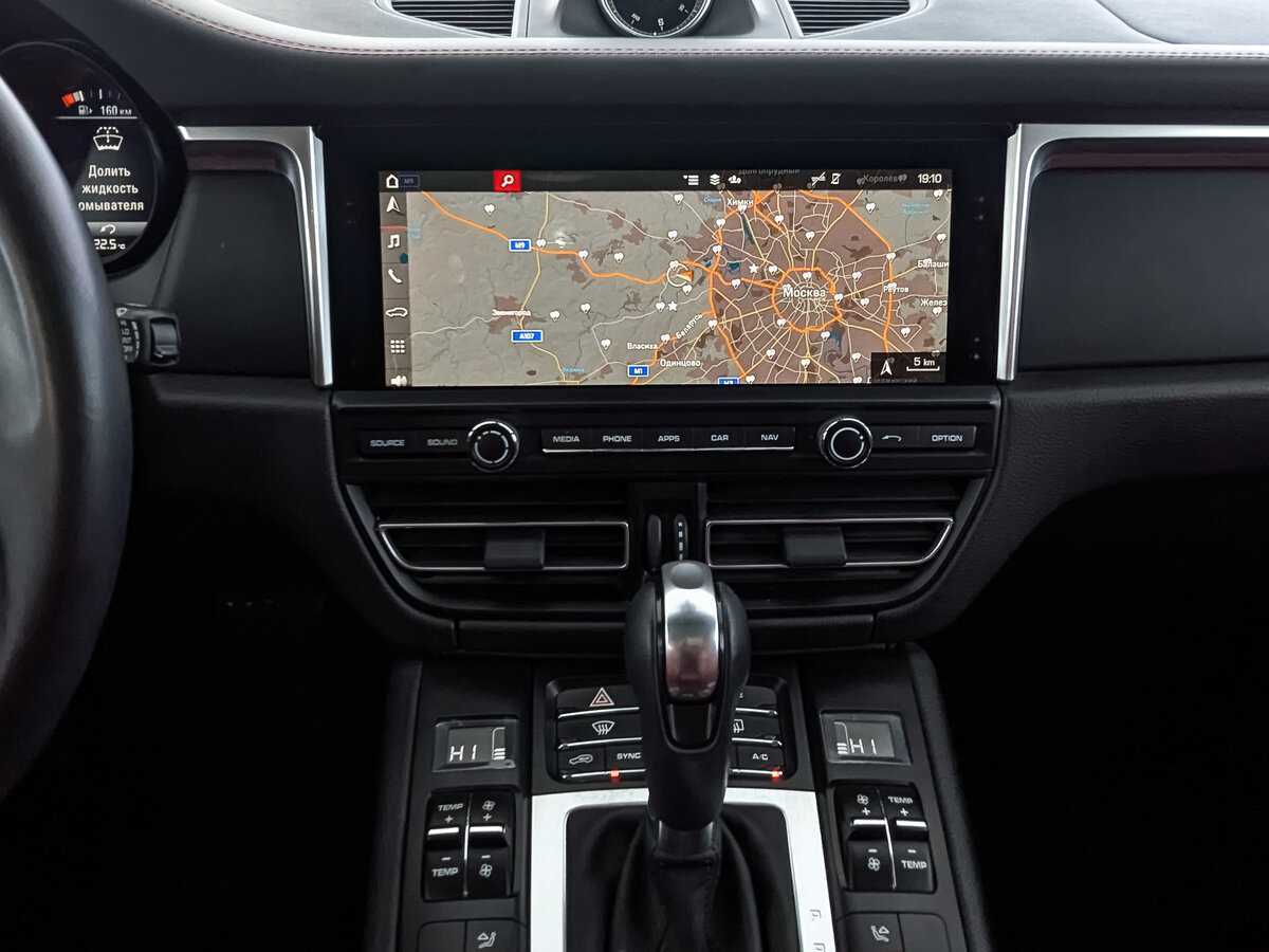 Porsche Macan с пробегом — 2021 год. Фото: #16