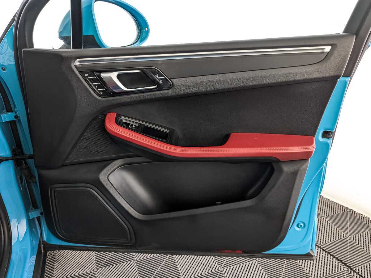 Porsche Macan с пробегом — 2021 год. Фото: #24