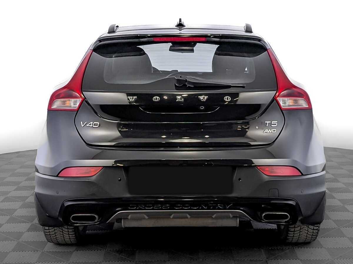 Volvo V40 с пробегом — 2013 год. Фото: #5