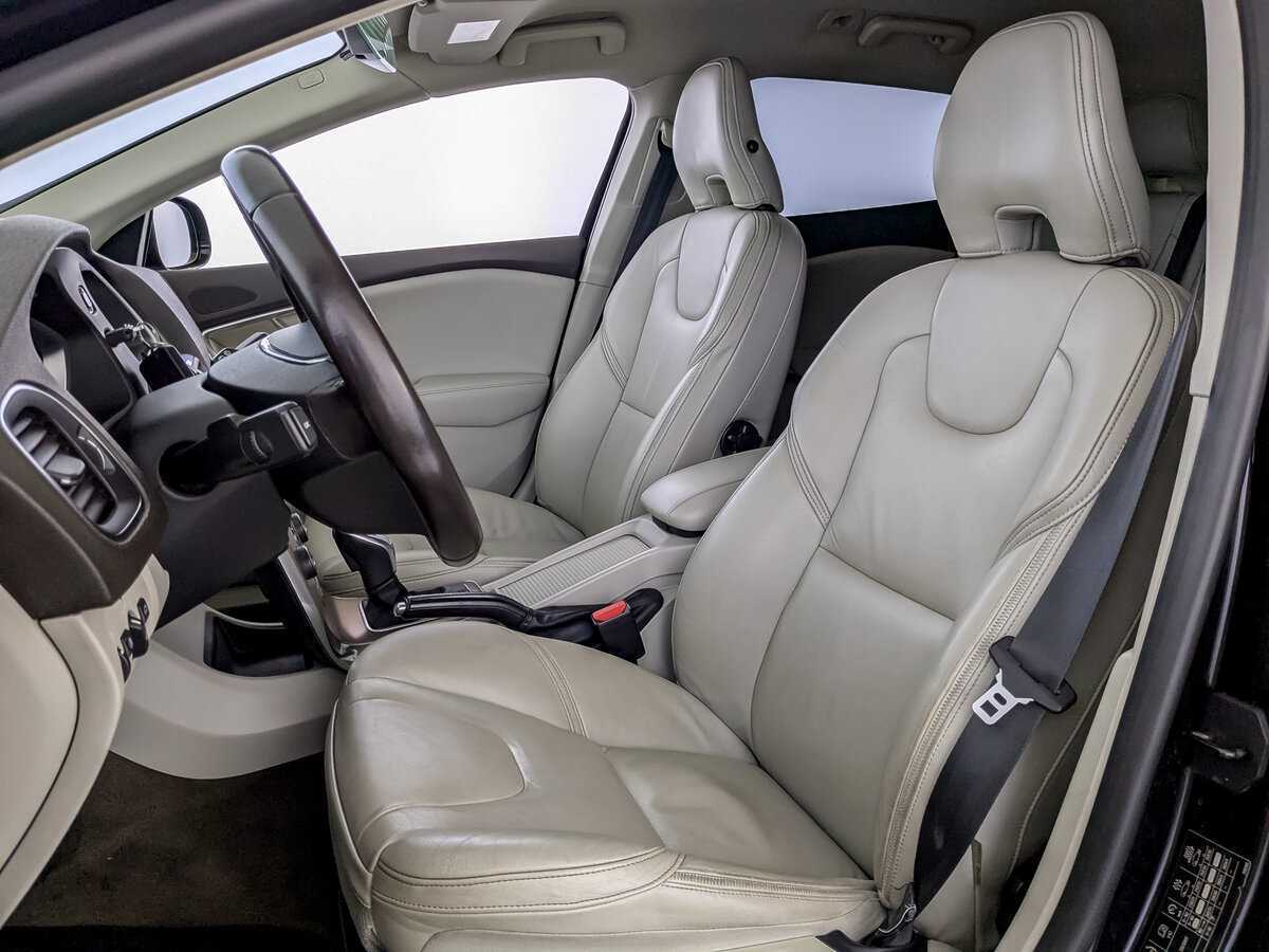 Volvo V40 с пробегом — 2013 год. Фото: #19