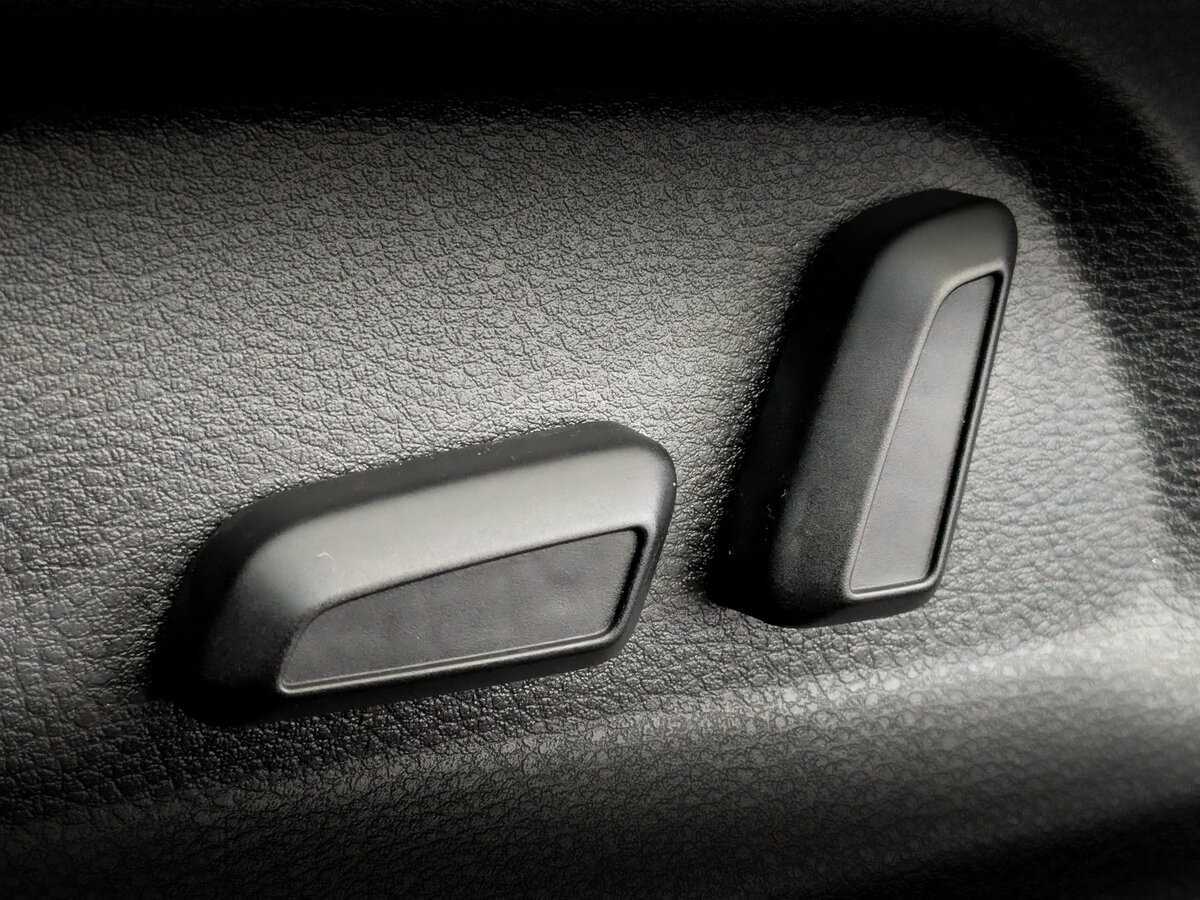 Volkswagen Tiguan с пробегом — 2010 год. Фото: #17