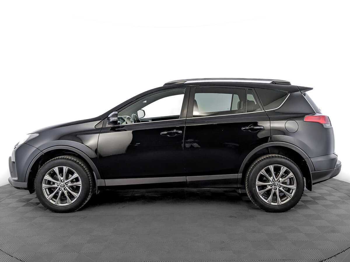 Toyota RAV4 с пробегом — 2017 год. Фото: #7
