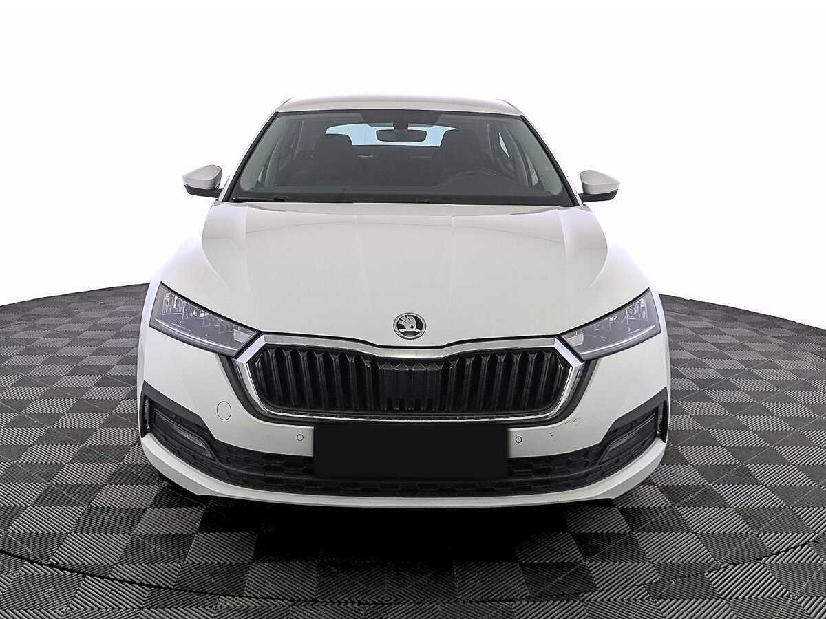 Skoda Octavia с пробегом — 2021 год. Фото: #1