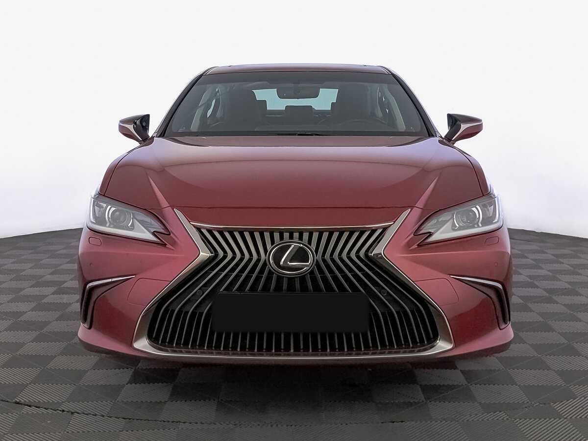 Lexus ES с пробегом — 2020 год. Фото: #1