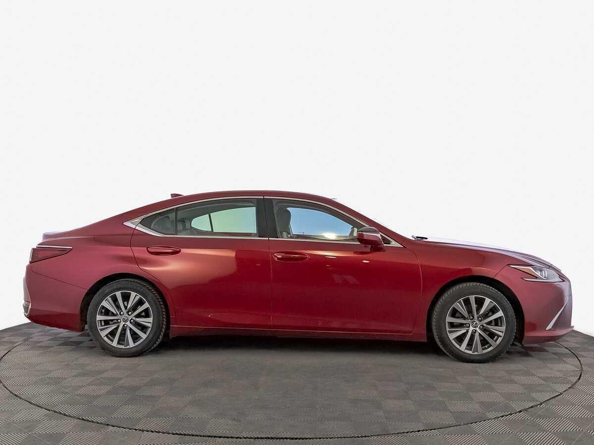 Lexus ES с пробегом — 2020 год. Фото: #3