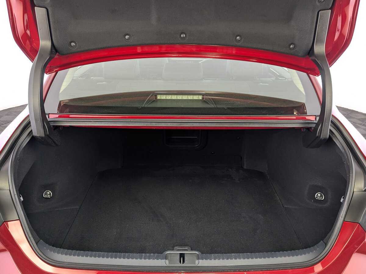 Lexus ES с пробегом — 2020 год. Фото: #9