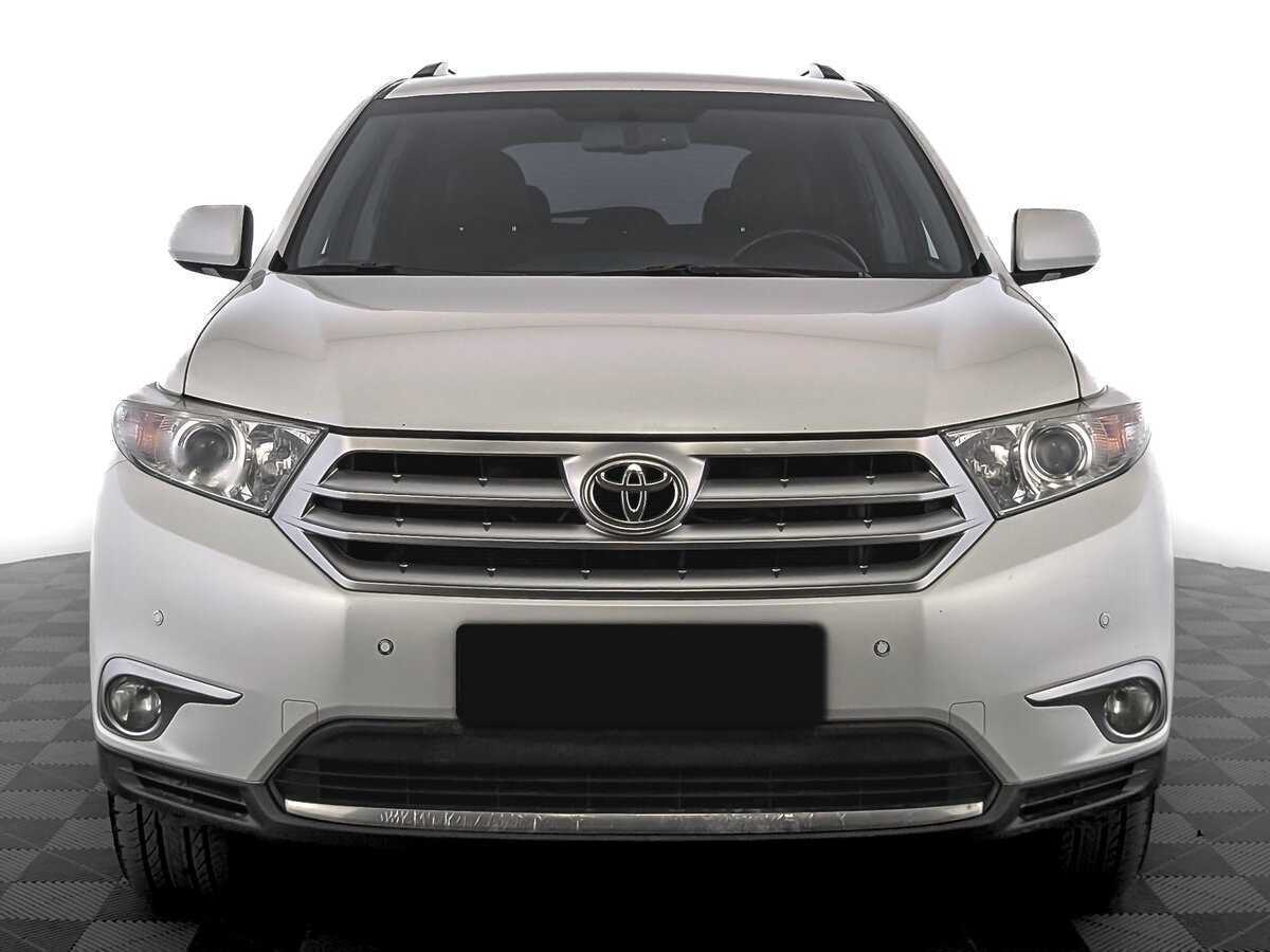 Toyota Highlander с пробегом — 2011 год. Фото: #1