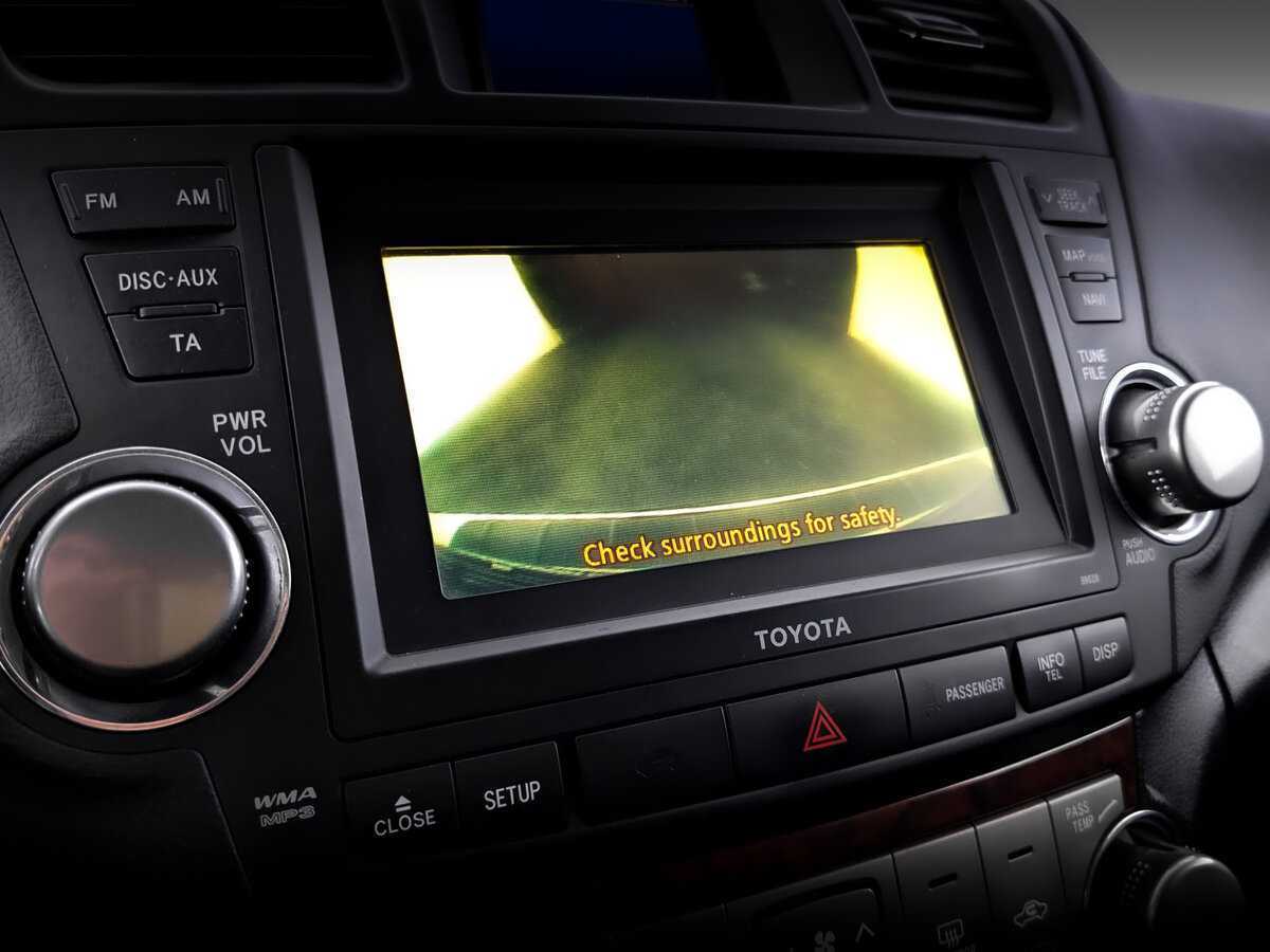 Toyota Highlander с пробегом — 2011 год. Фото: #25