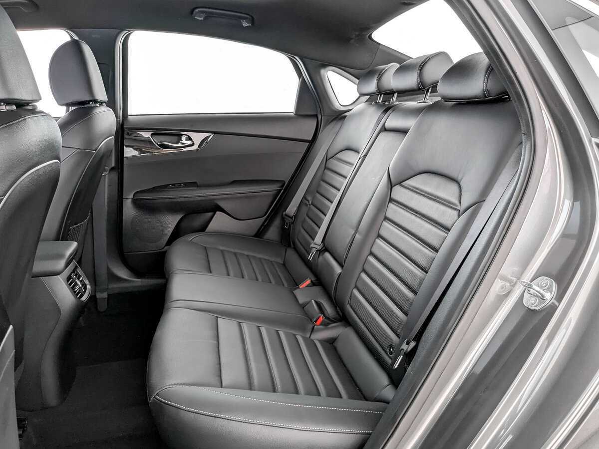 Kia Cerato с пробегом — 2022 год. Фото: #11