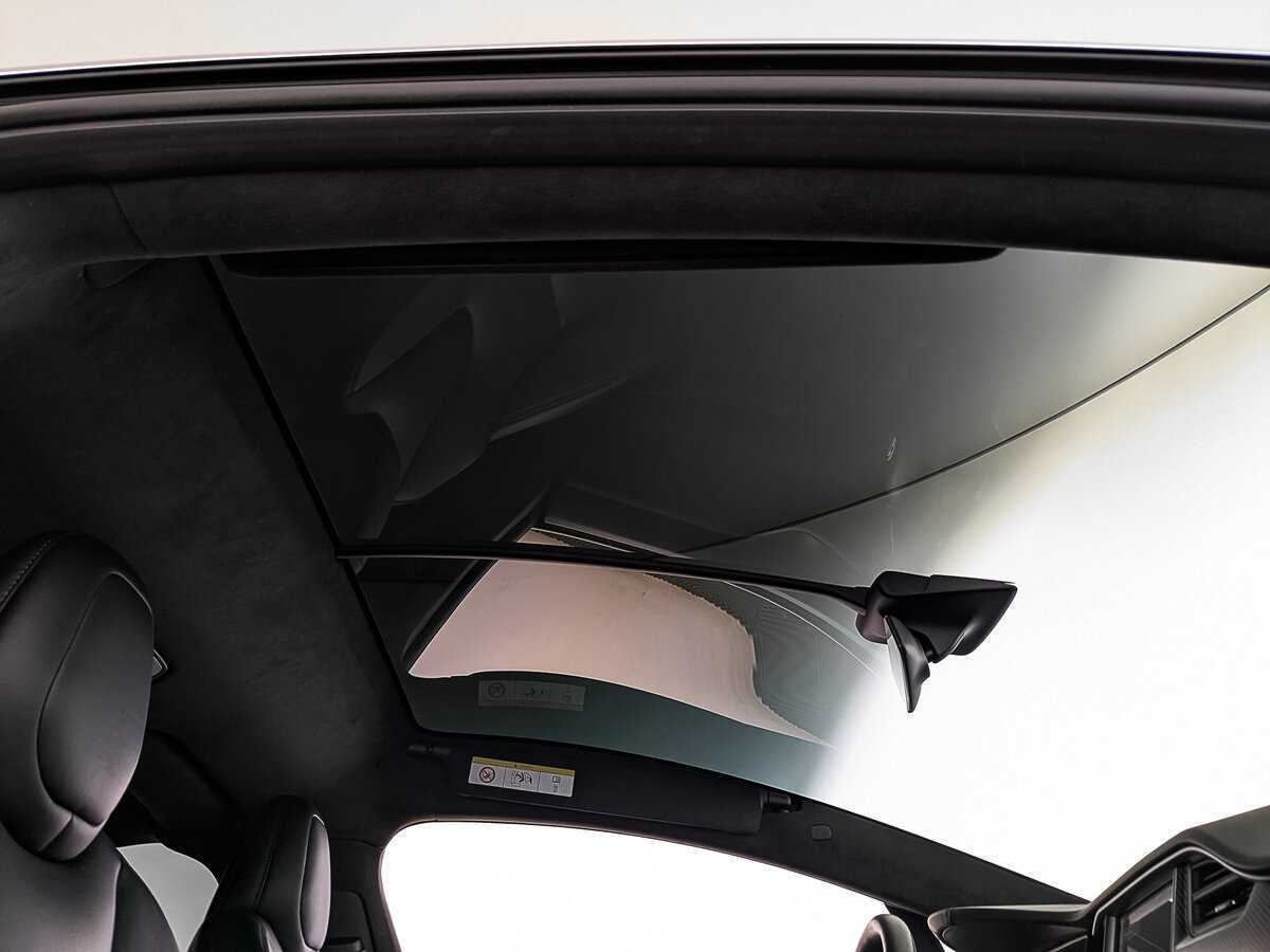Tesla Model X с пробегом — 2020 год. Фото: #18