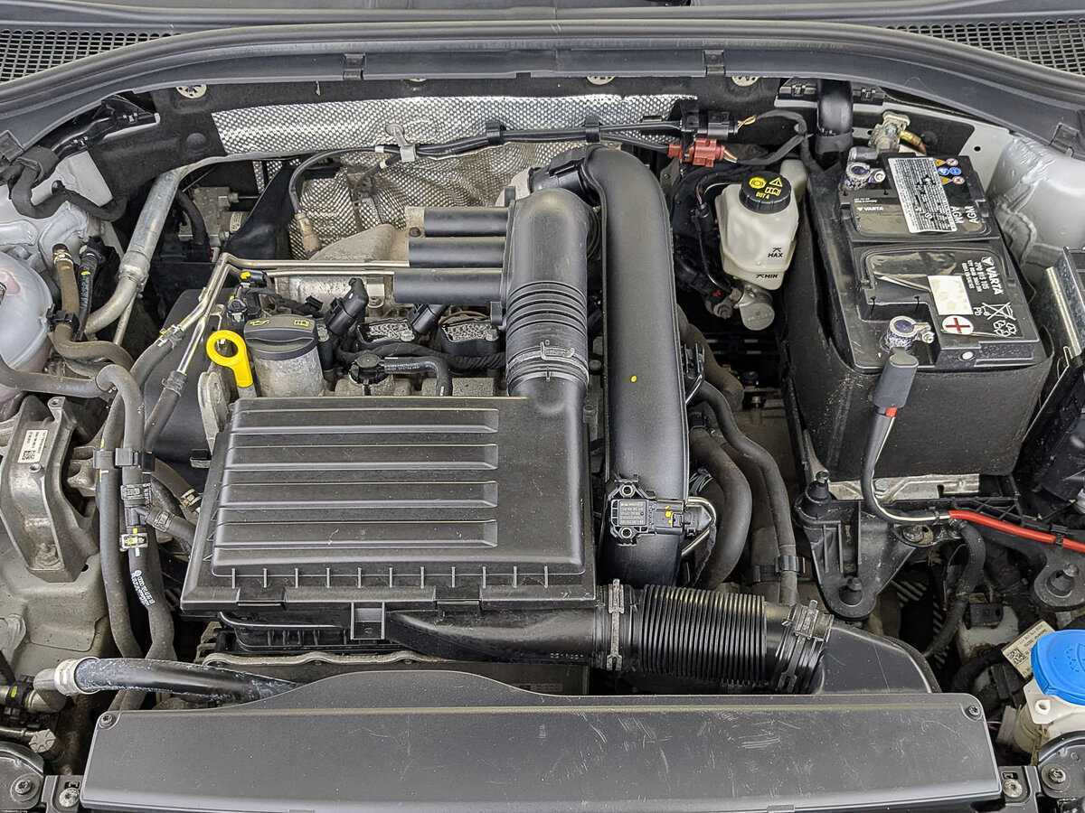 Skoda Superb с пробегом — 2021 год. Фото: #8