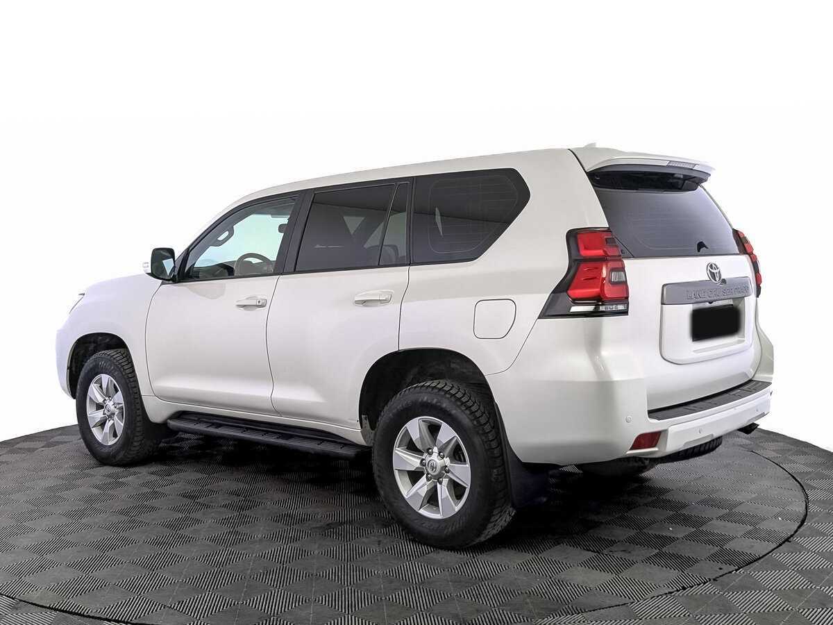 Toyota Land Cruiser Prado с пробегом — 2021 год. Фото: #6