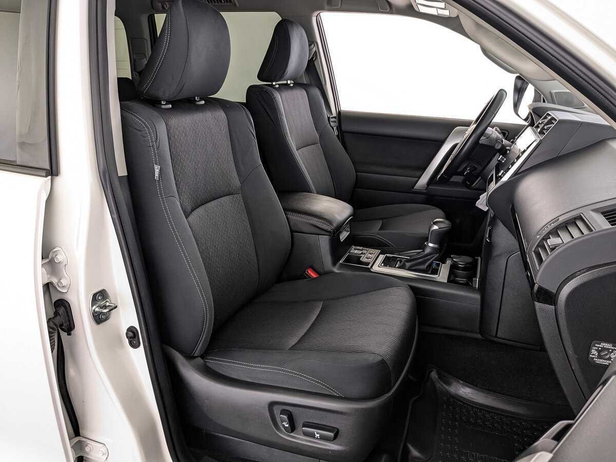 Toyota Land Cruiser Prado с пробегом — 2021 год. Фото: #20