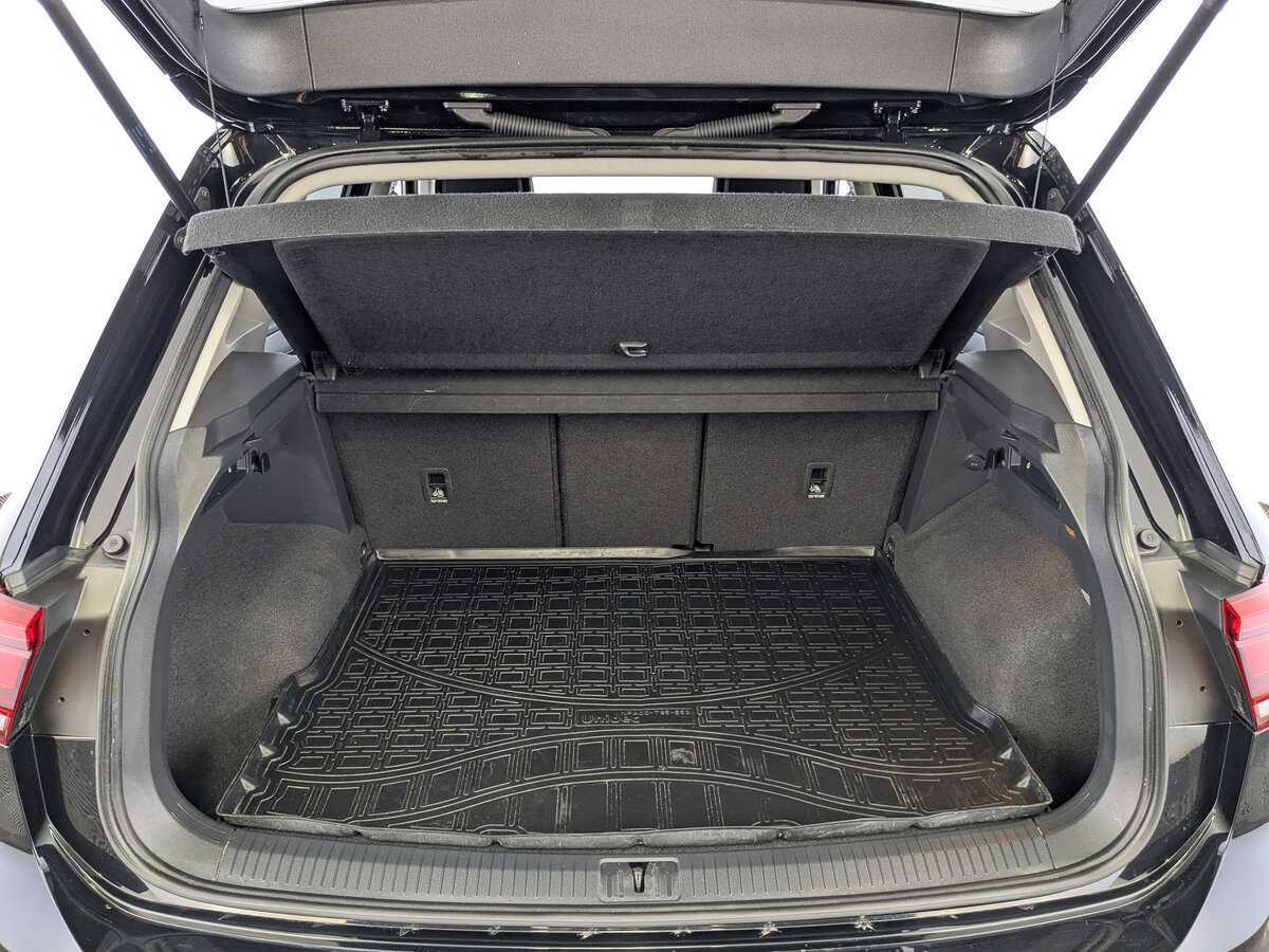 Volkswagen Tiguan с пробегом — 2018 год. Фото: #9