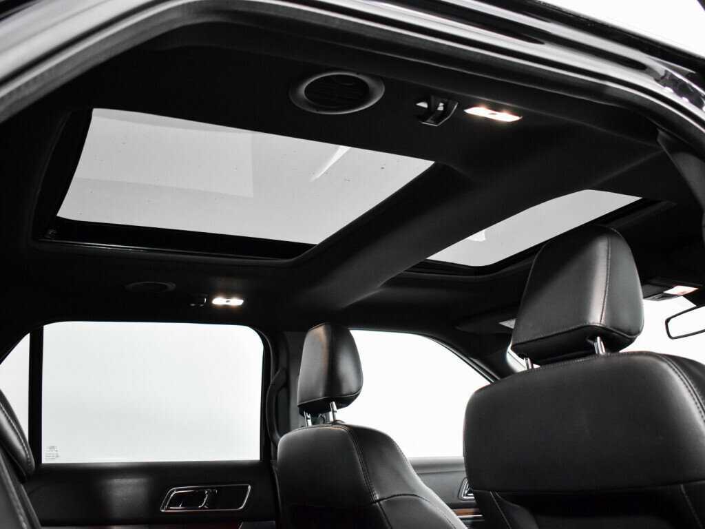 Ford Explorer с пробегом — 2019 год. Фото: #13