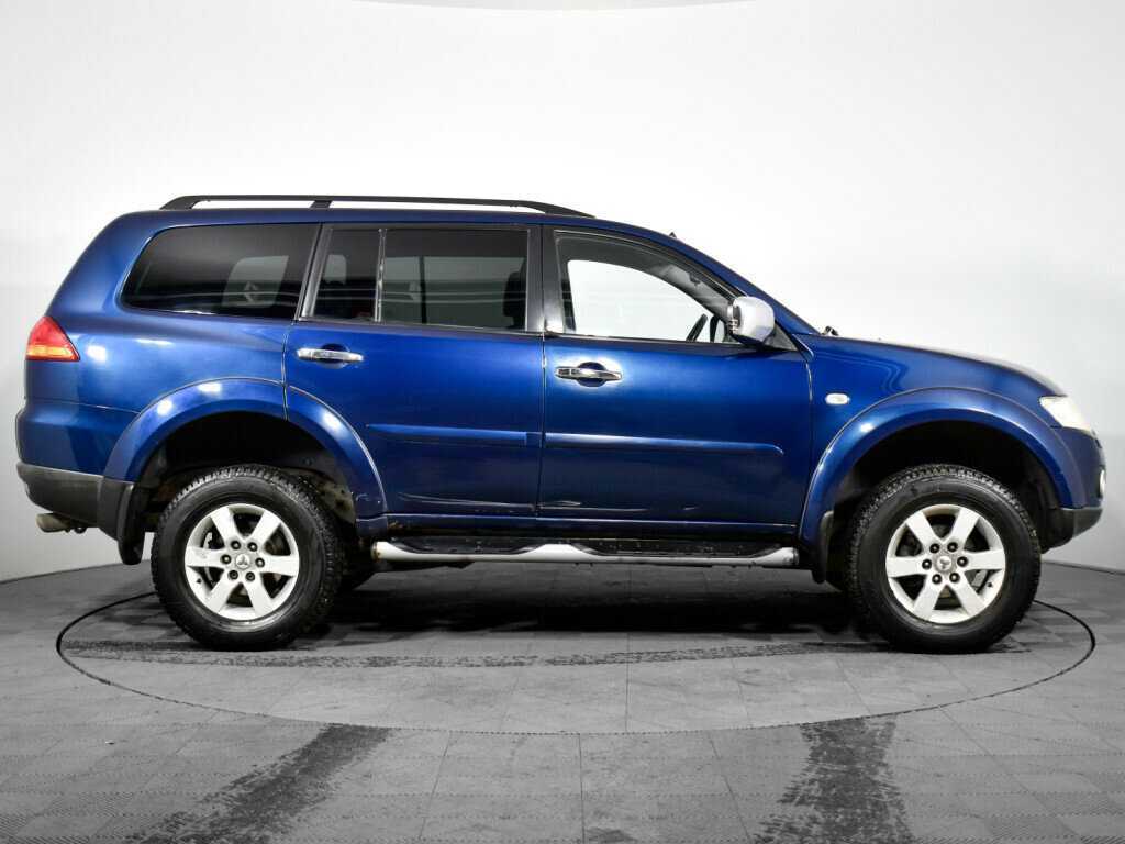 Mitsubishi Pajero Sport с пробегом — 2010 год. Фото: #3