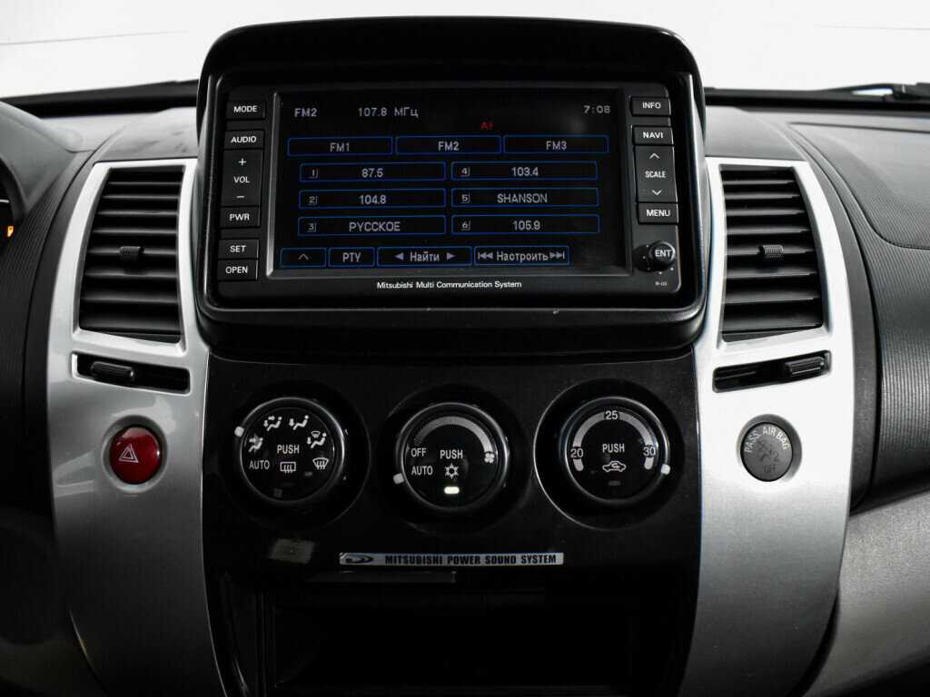 Mitsubishi Pajero Sport с пробегом — 2010 год. Фото: #16