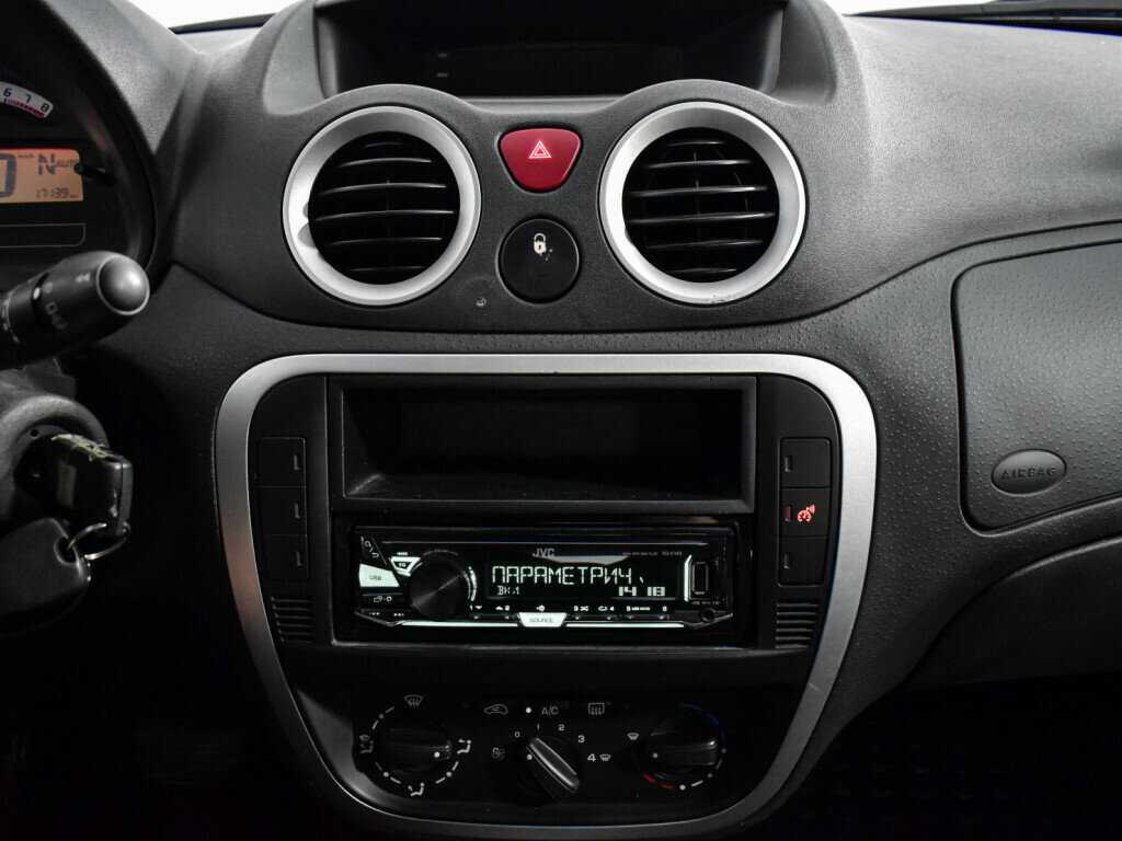 Citroen C3 с пробегом — 2008 год. Фото: #15