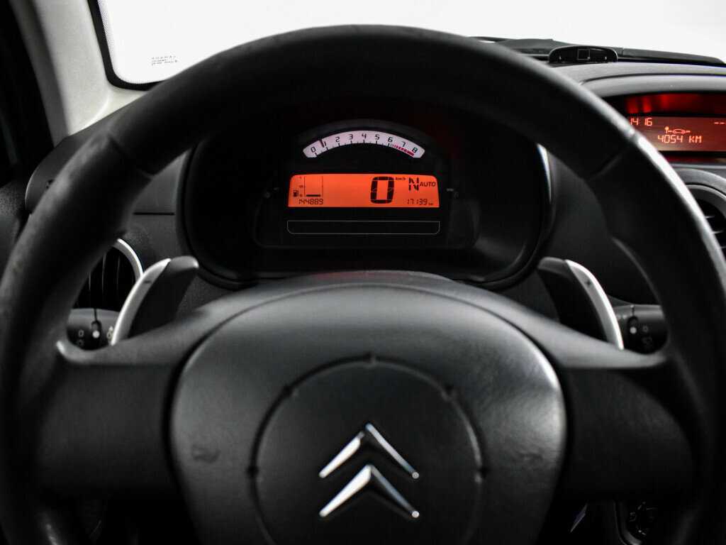 Citroen C3 с пробегом — 2008 год. Фото: #18