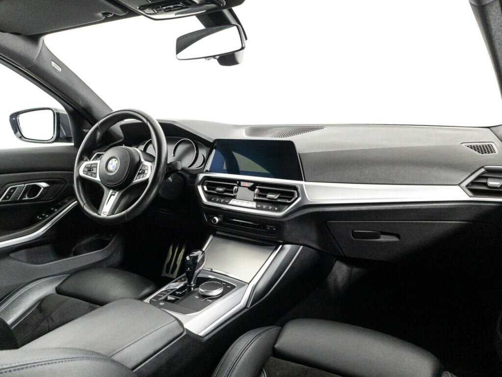 BMW 3 серии с пробегом — 2019 год. Фото: #8