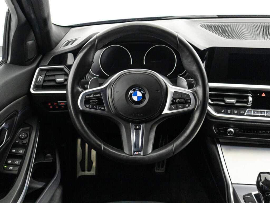 BMW 3 серии с пробегом — 2019 год. Фото: #19