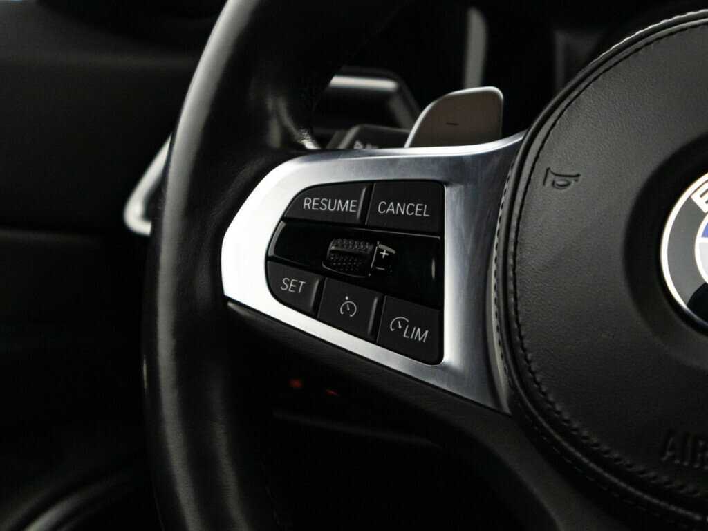 BMW 3 серии с пробегом — 2019 год. Фото: #20