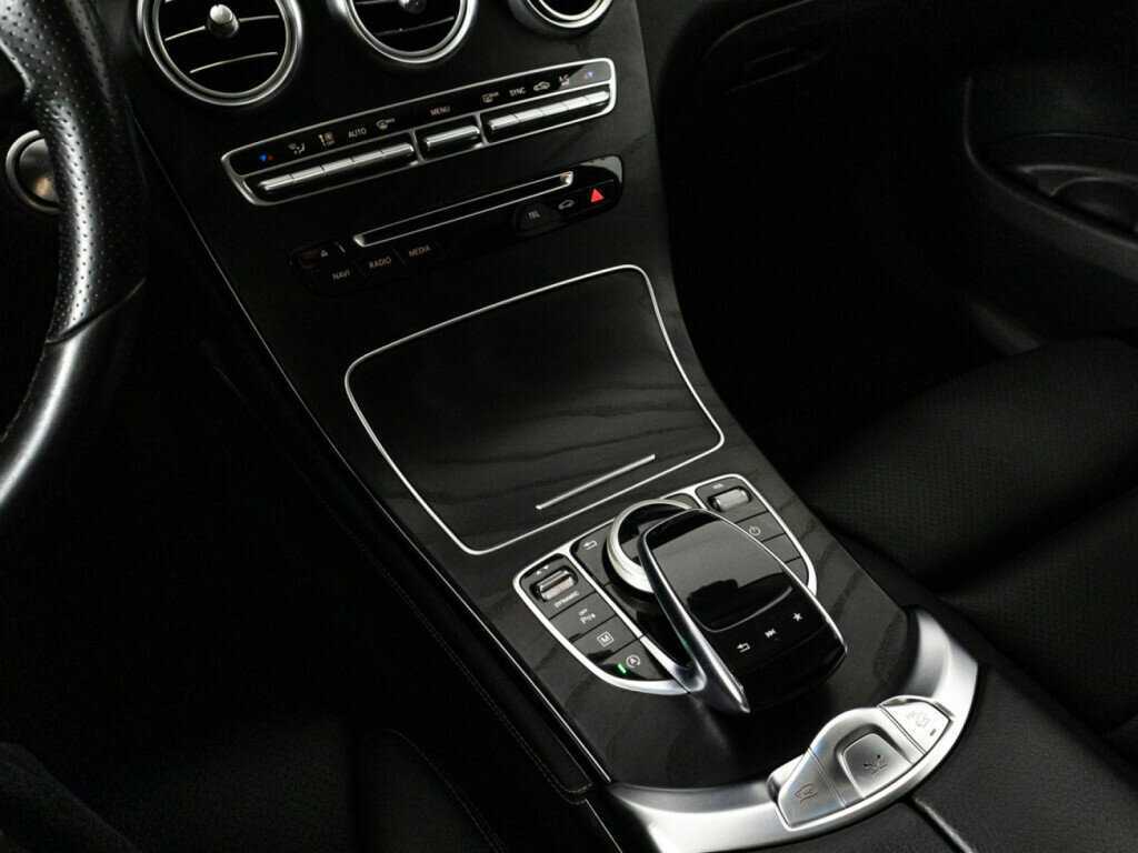 Mercedes-Benz GLC с пробегом — 2017 год. Фото: #19