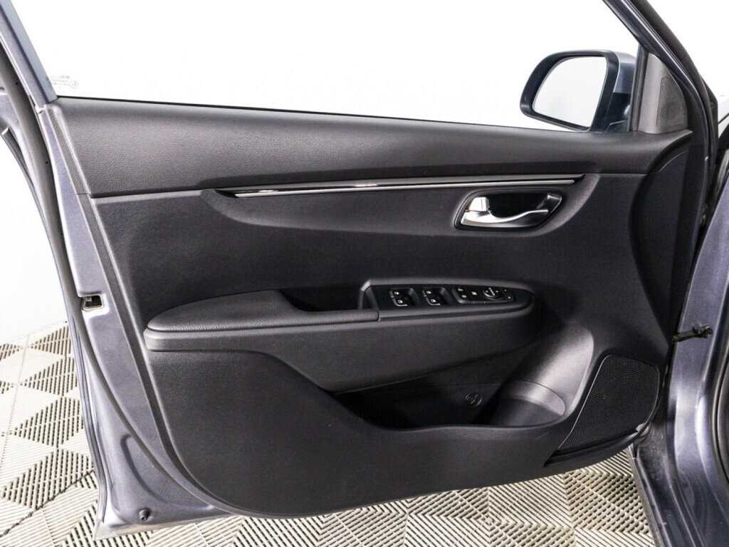 Kia Rio с пробегом — 2020 год. Фото: #23