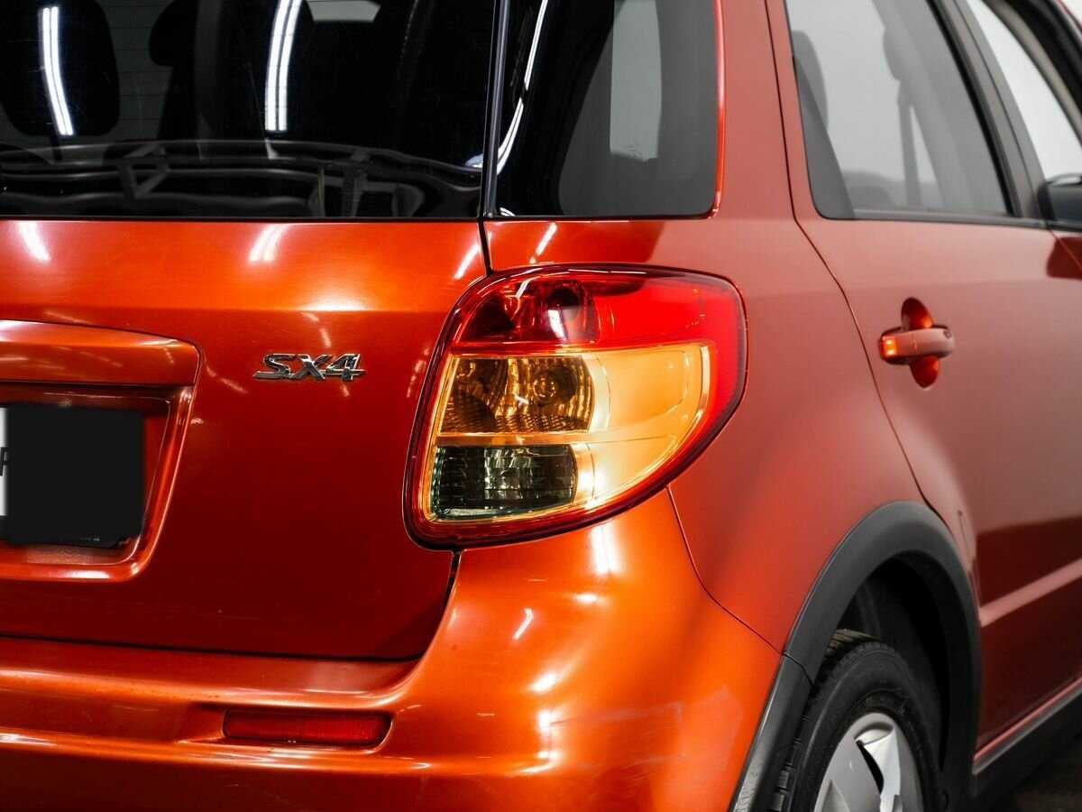 Suzuki SX4 с пробегом — 2007 год. Фото: #6