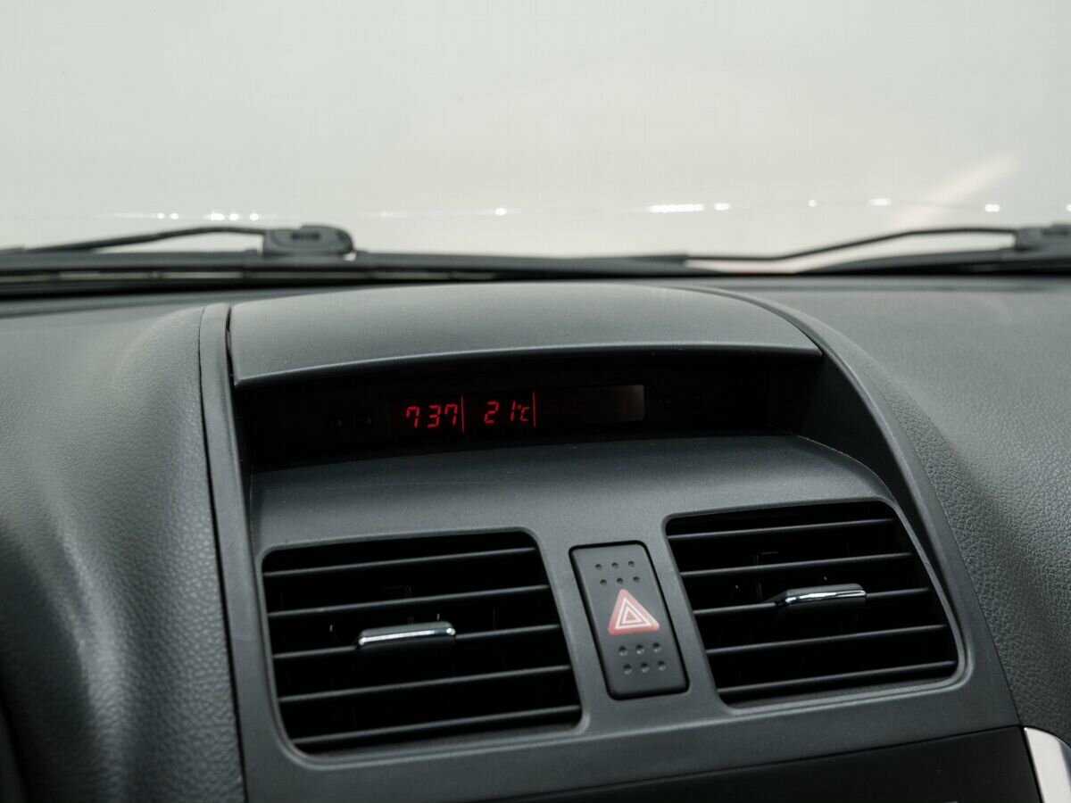 Suzuki SX4 с пробегом — 2007 год. Фото: #19