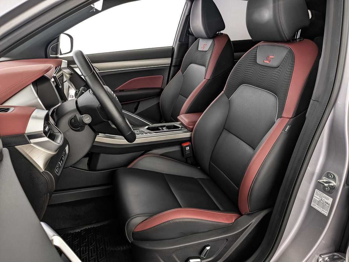 Geely Coolray с пробегом — 2023 год. Фото: #17