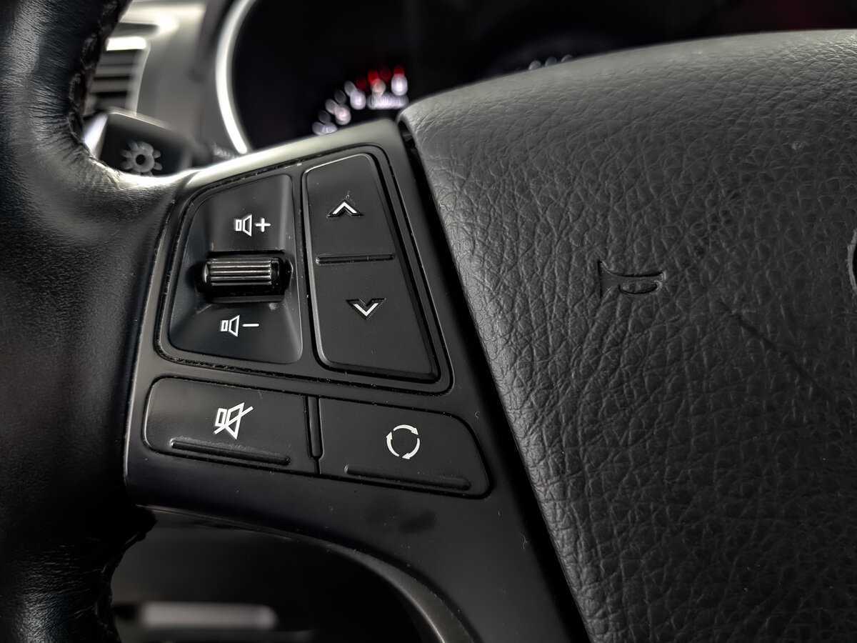 Kia Sorento с пробегом — 2016 год. Фото: #27