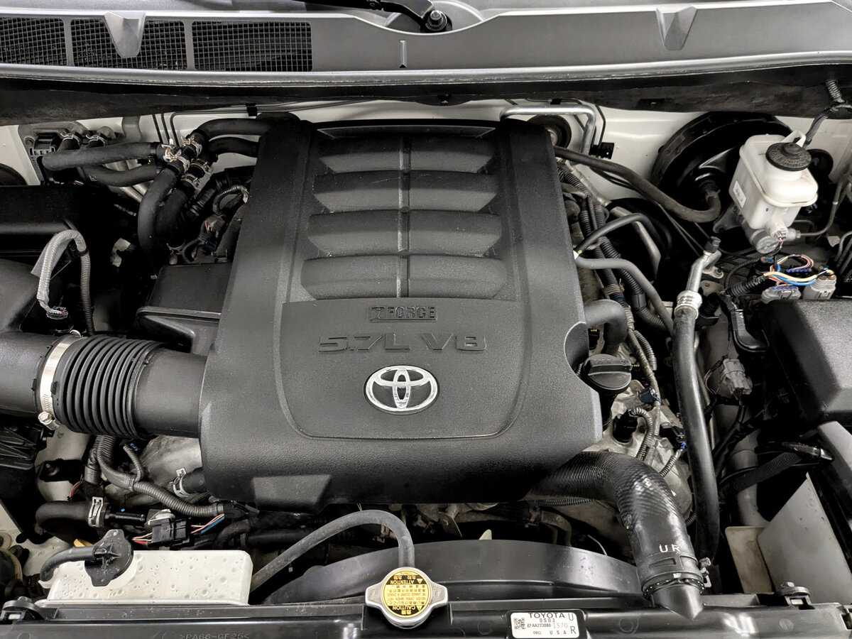 Toyota Sequoia с пробегом — 2013 год. Фото: #8