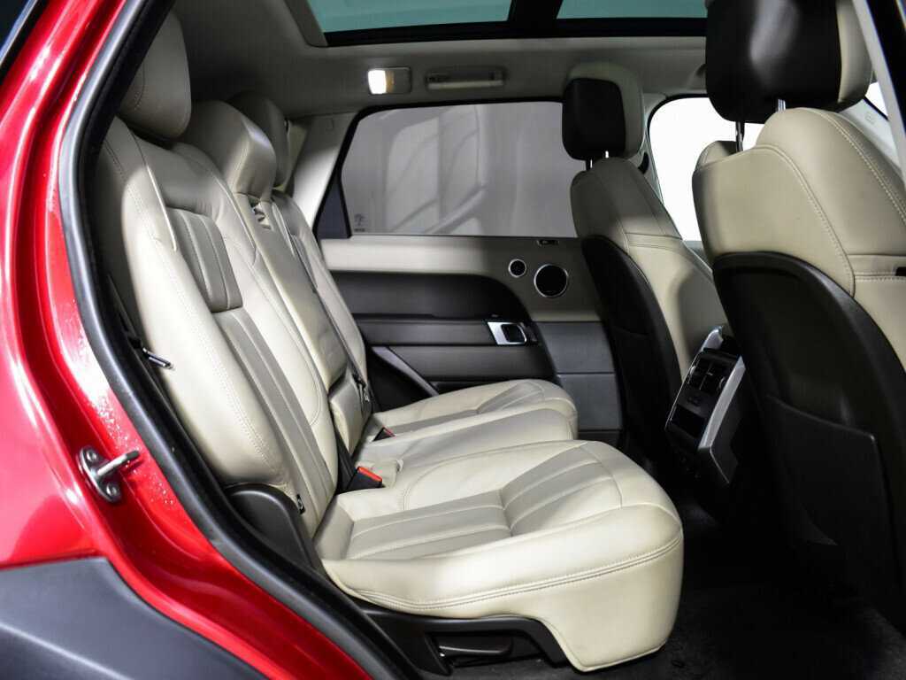 Land Rover Range Rover Sport с пробегом — 2019 год. Фото: #9