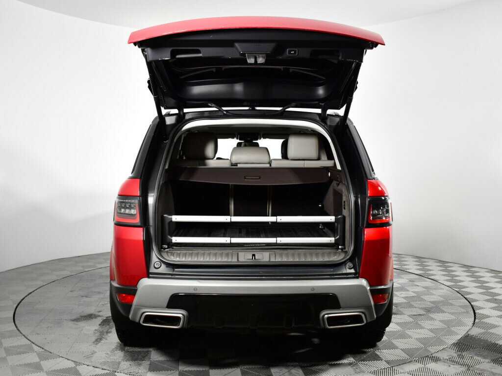 Land Rover Range Rover Sport с пробегом — 2019 год. Фото: #18