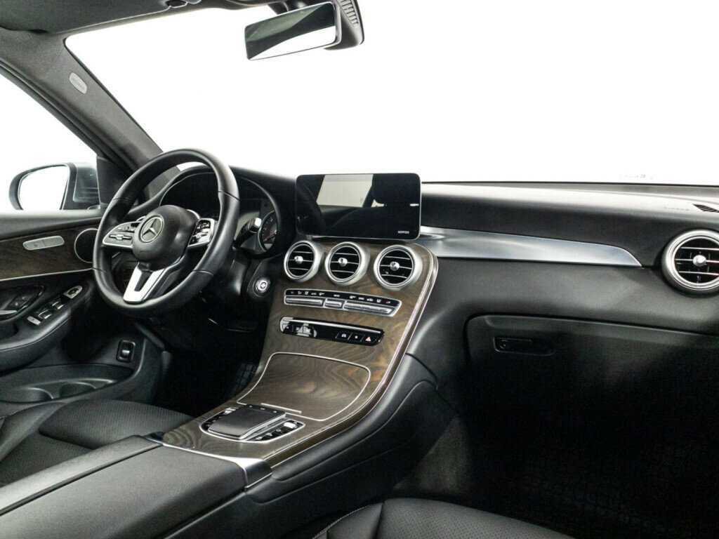 Mercedes-Benz GLC с пробегом — 2021 год. Фото: #8